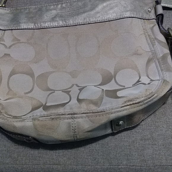 Coach Handbag - Picture 4 of 8